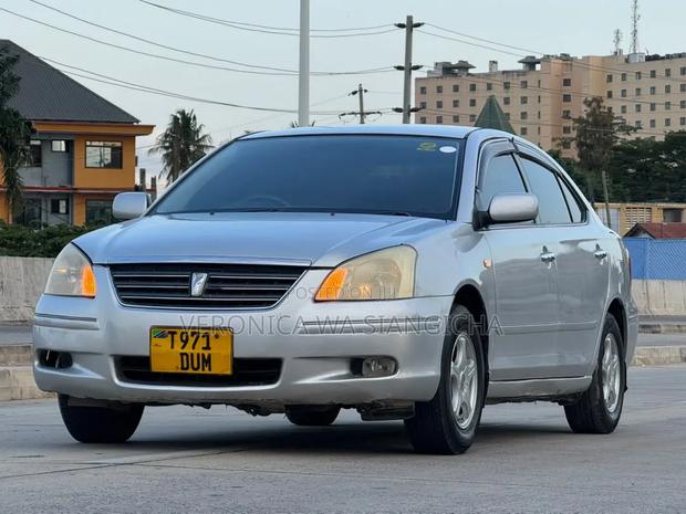 Toyota Premio 2005 Silver