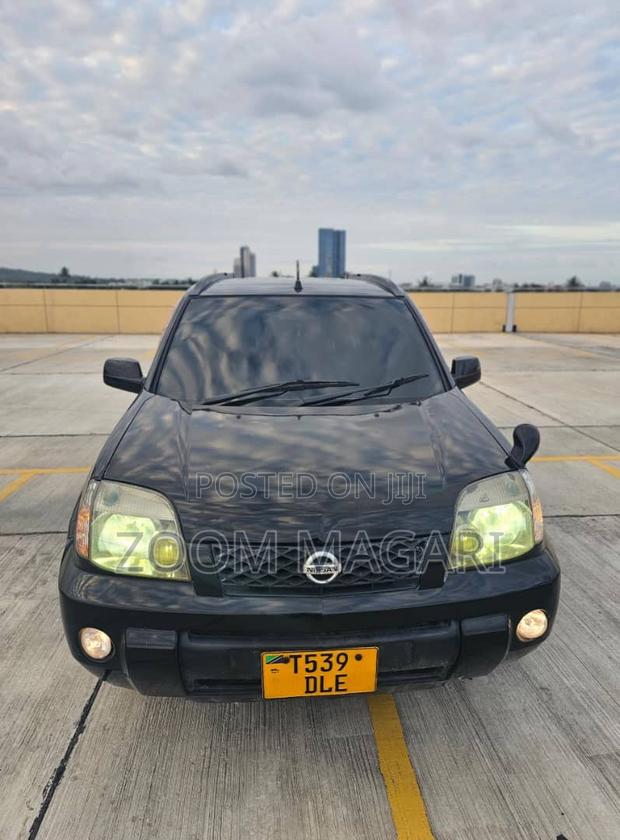 Nissan X-Trail 2006 Black