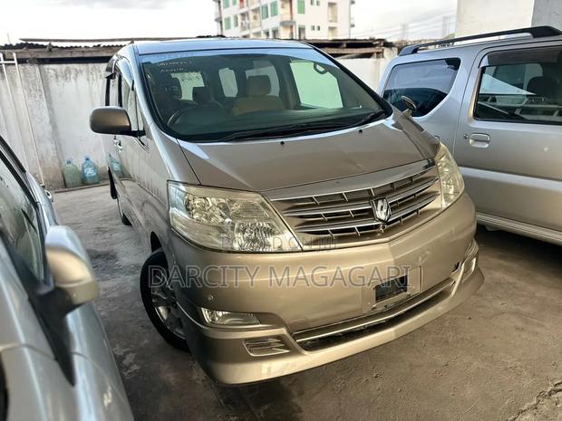 Toyota Alphard 2007