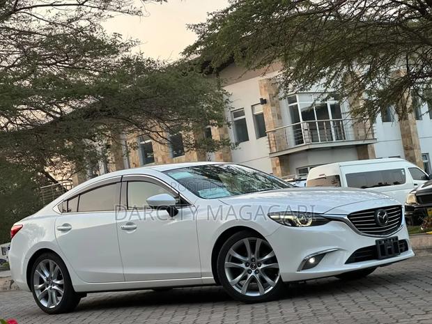 Mazda Atenza 2016 White
