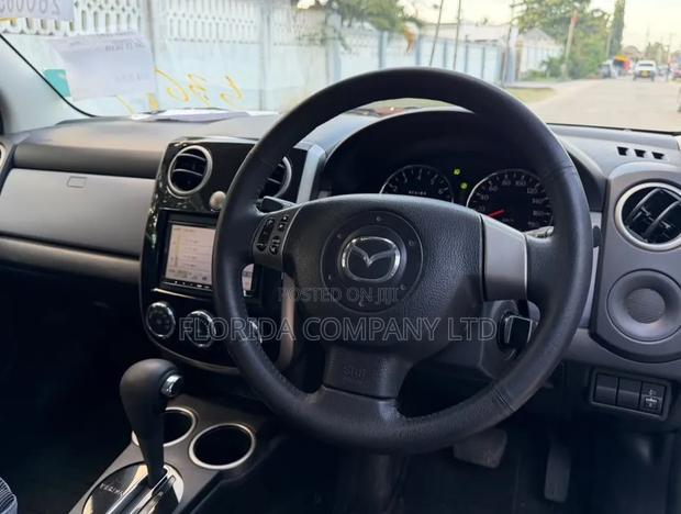 Mazda Verisa 2011 White