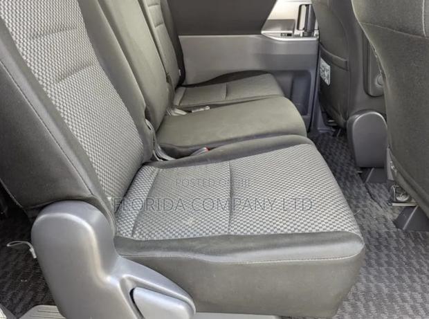 Toyota Noah 2007 Black