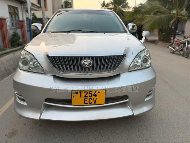 Toyota Harrier 2006 Silver
