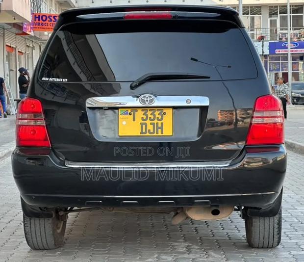 Toyota Kluger 2005 Black