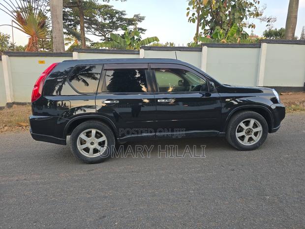 Nissan X-Trail 2007 Black