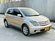 Toyota IST 2003 Gold for sale
