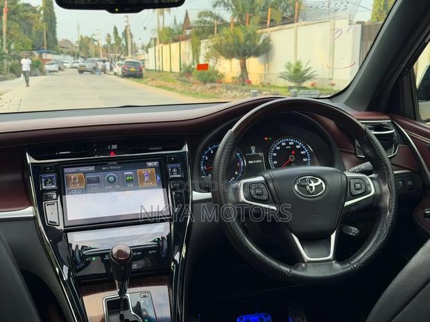 Toyota Harrier 2017 Black