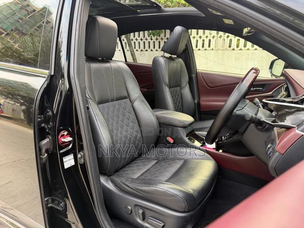 Toyota Harrier 2017 Black