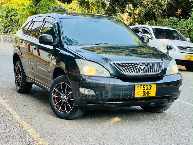 Toyota Harrier 2004 Black