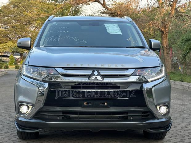 Mitsubishi Outlander 2014 Silver
