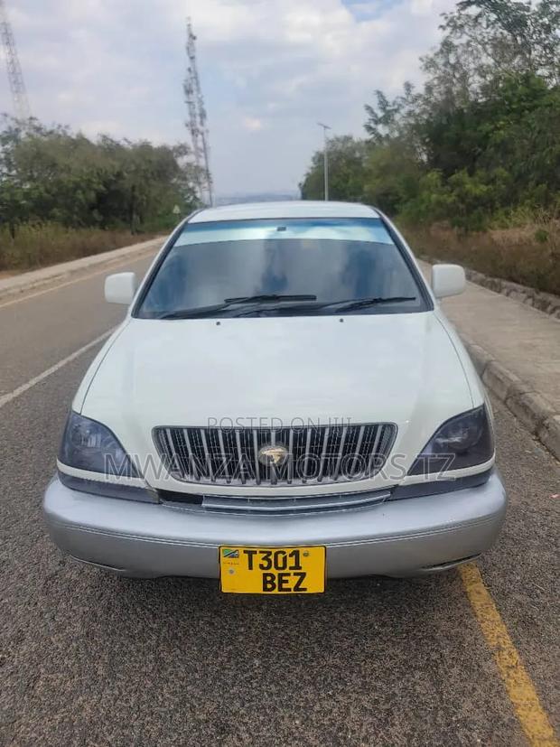 Toyota Harrier 1998 Pearl