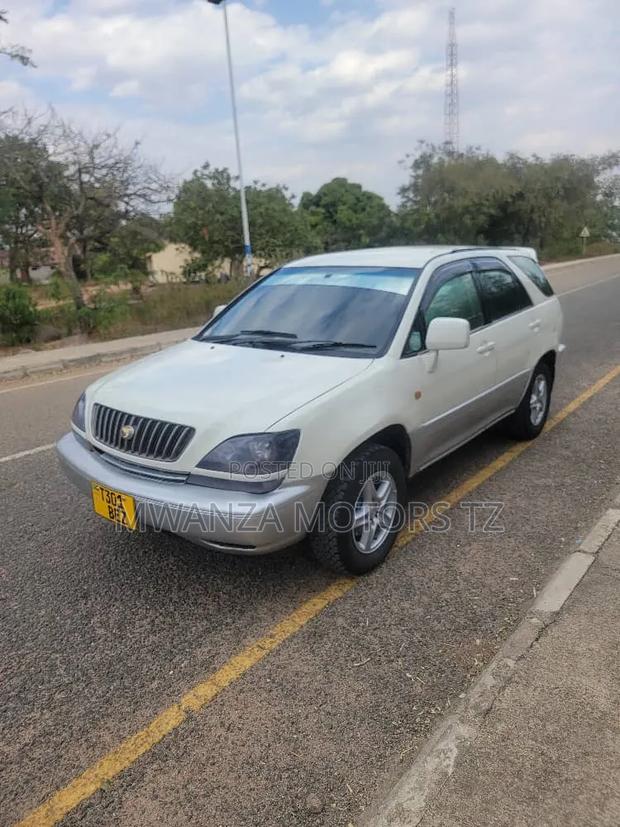 Toyota Harrier 1998 Pearl