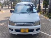 Toyota Noah 2001 Pearl for sale