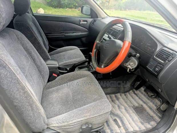 Toyota Carina 2001