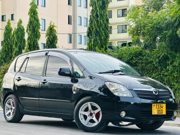 Toyota Corolla Spacio 2005 Black