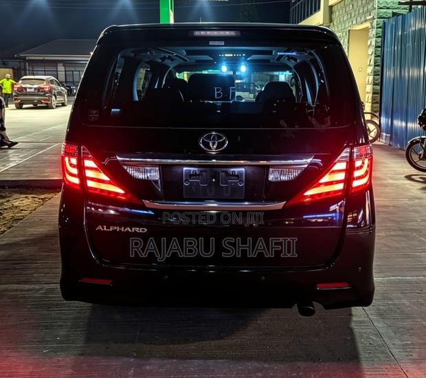 Toyota Alphard 2.4 Petrol FWD 2009 Black