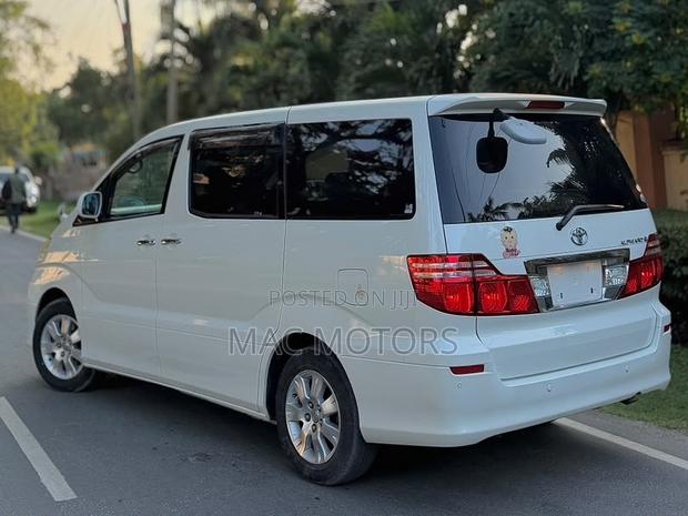 Toyota Alphard 2006 White