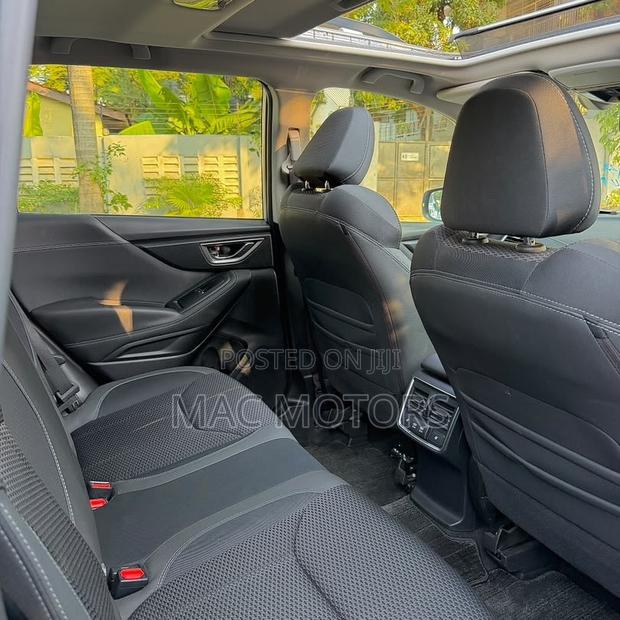 Subaru Forester 2019 Silver