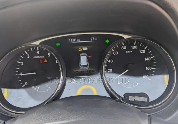 Nissan X-Trail 2013 White