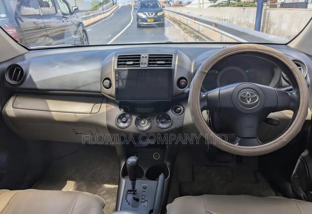 Toyota Vanguard 2008