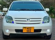 Toyota IST 2005 White for sale
