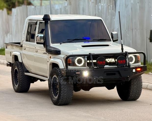 Toyota Land Cruiser 4.5 V8 TD 2016 White