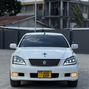 Toyota Crown 2005 Pearl for sale