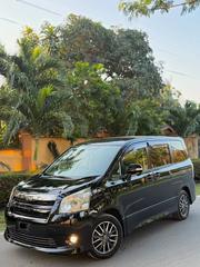 Toyota Noah 2009 Black for sale