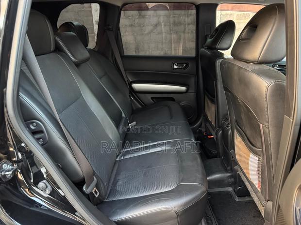 Nissan X-Trail 2.0 Petrol XE 2012 Black
