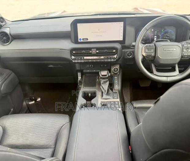 Toyota Land Cruiser Prado 2024 Gray
