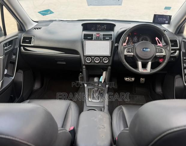 Subaru Forester 2017 White