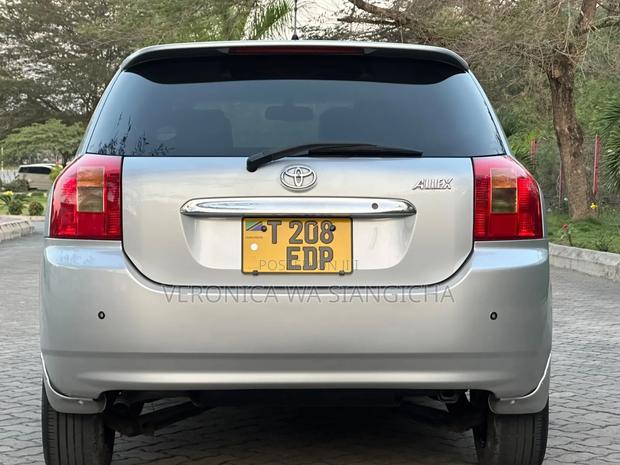 Toyota Allex 2003