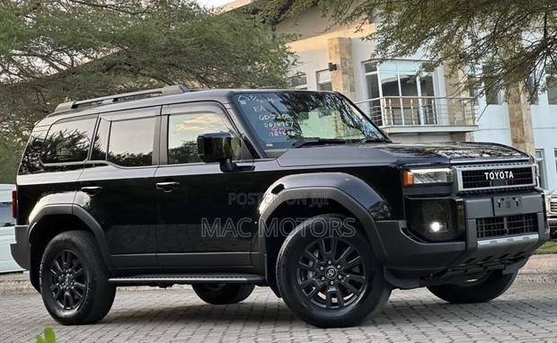 Toyota Land Cruiser Prado 2.8 2024 Black