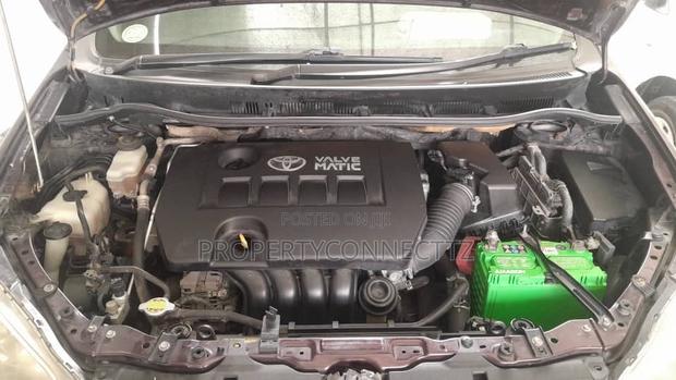 Toyota Wish 2012 Black