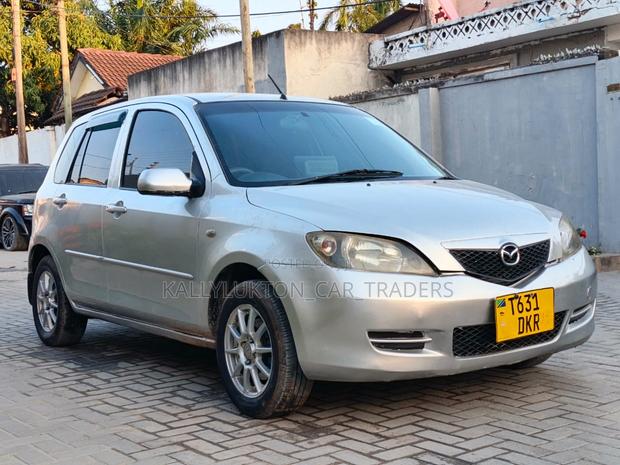 Mazda Demio 2009 Silver