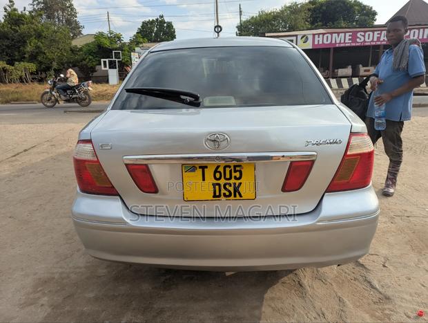 Toyota Premio 2004 Silver