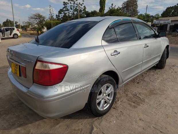 Toyota Premio 2004 Silver
