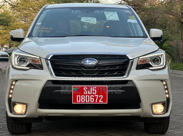 Subaru Forester 2017 White