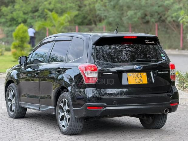 Subaru Forester 2014 Black
