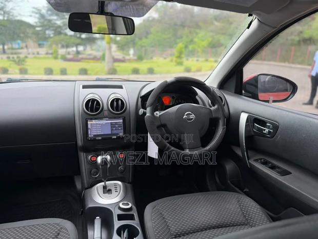 Nissan Dualis 2008 Red