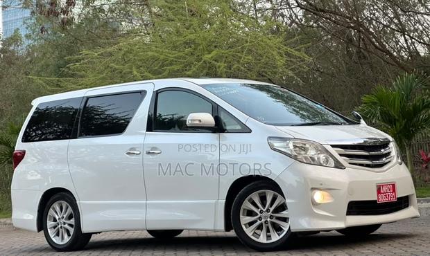 Toyota Alphard 2009 White