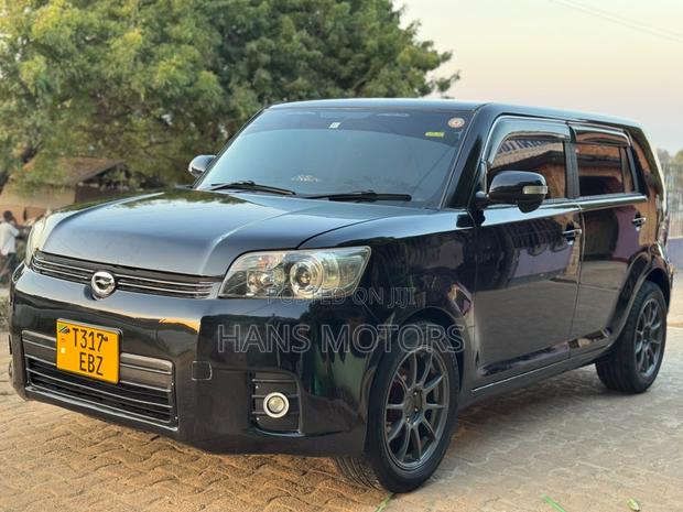 Toyota Corolla Rumion 2009 Black