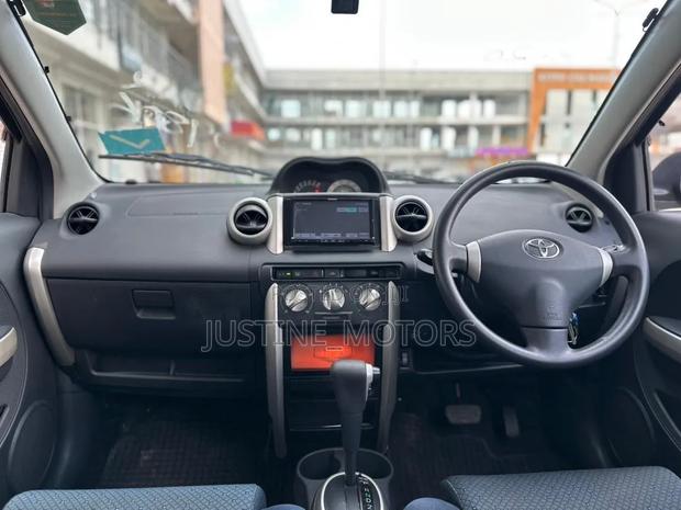 Toyota IST 2006 Black