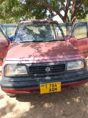 Suzuki Escudo 1997 Red for sale