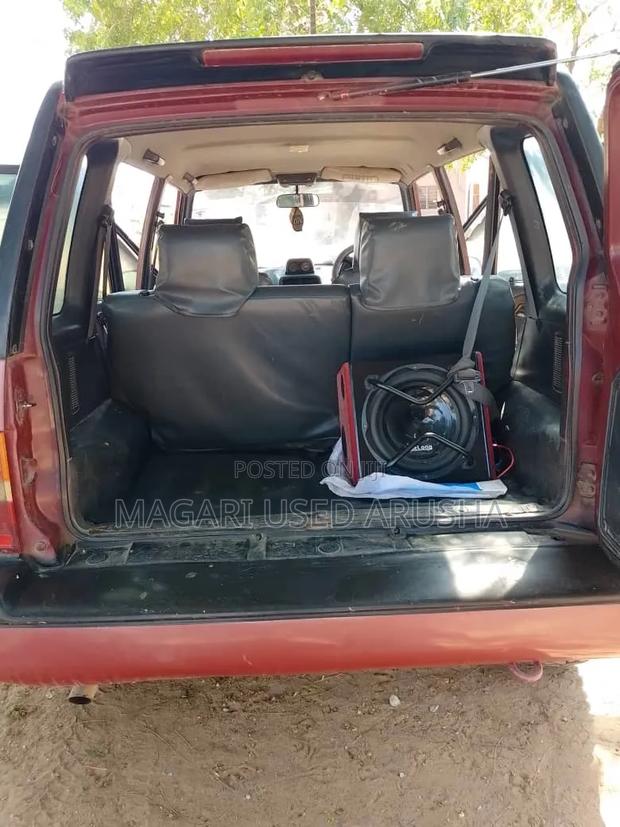 Suzuki Escudo 1997 Red