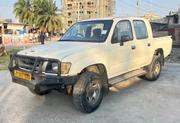 Toyota Hilux 2003 White for sale
