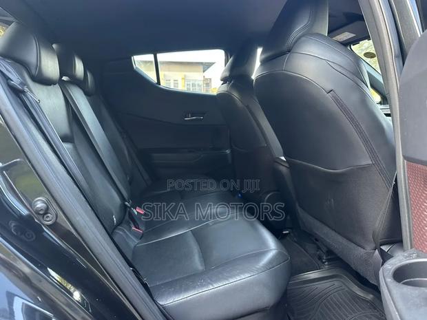 Toyota C-HR 2017 Black