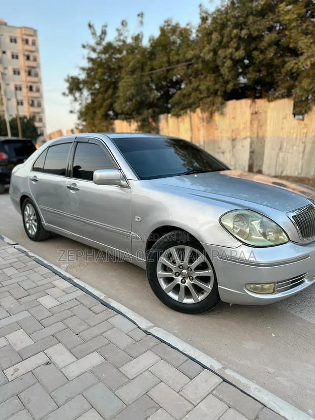 Toyota Brevis 2004 Silver