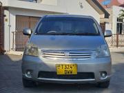 Toyota Raum 2005 Silver for sale