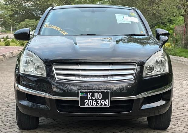 Nissan Dualis 2010 Black